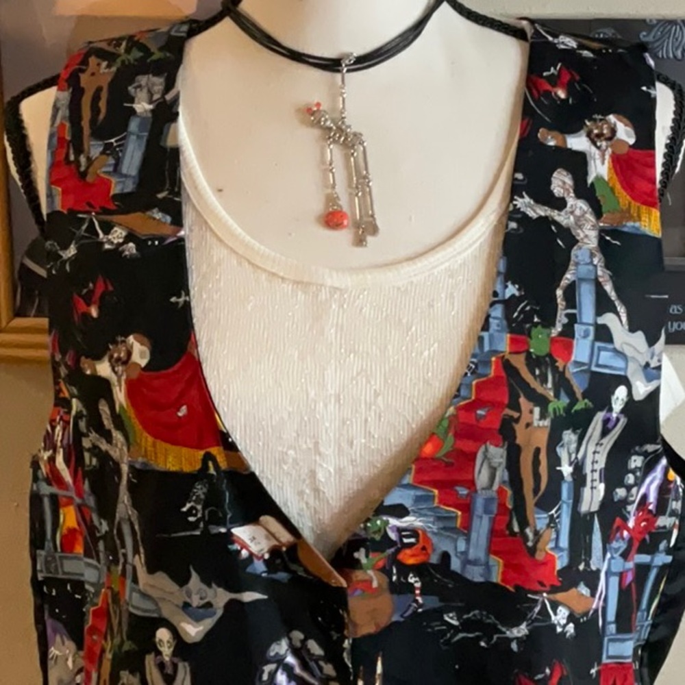 Jessica Steven’s Collection Halloween Theme Vest